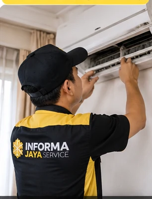 Ilustrasi Teknisi Profesional Informa Jaya Service